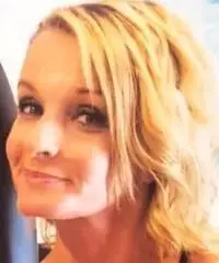 Commessa ,cameriera,i istruttrice fitness baby si