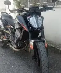 KTM Duke 890 2021