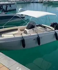 As marine 570 anno 2022 ( tutto in garanzia)