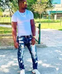 Cerco una donna bella es intelligente